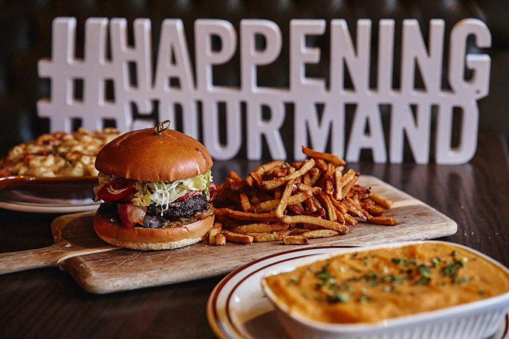9 Restaurants Offering Amazing Discounts In Old Montreal